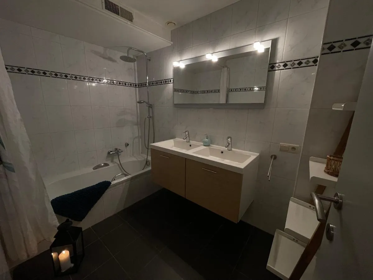 Dreamland Resort Zaventem Bed & Breakfast