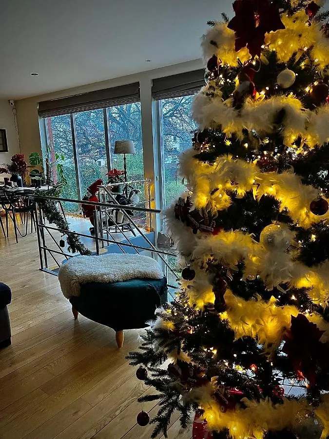 Dreamland Resort Zaventem 0*,  Belgium